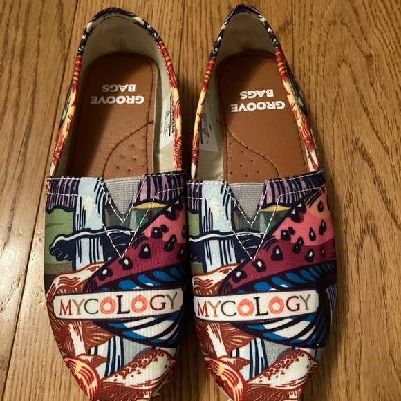 Mycology Slip On Women’s Flats Shoes - Picture 5 of 8